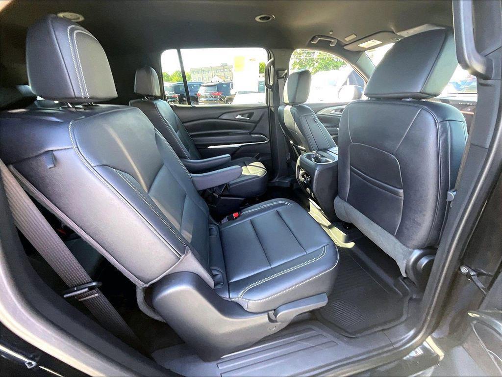 used 2024 Chevrolet Traverse car, priced at $36,075