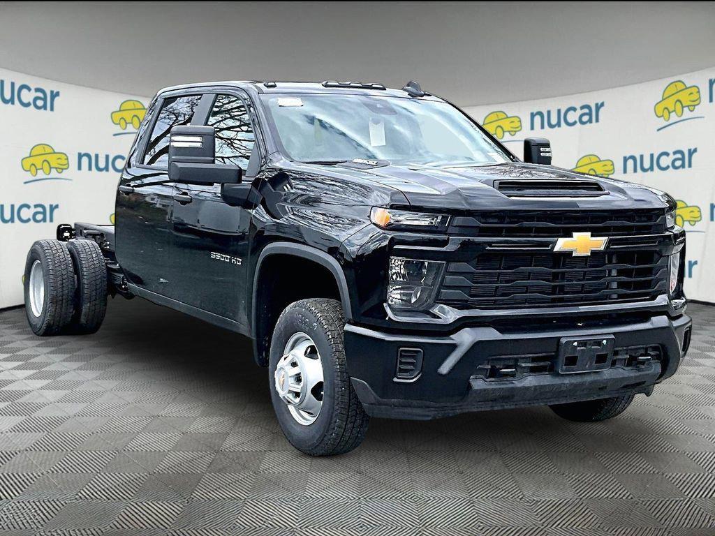 new 2025 Chevrolet Silverado 3500 car, priced at $52,214