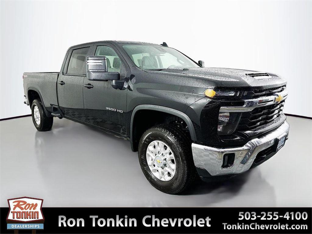 new 2025 Chevrolet Silverado 3500 car, priced at $67,715