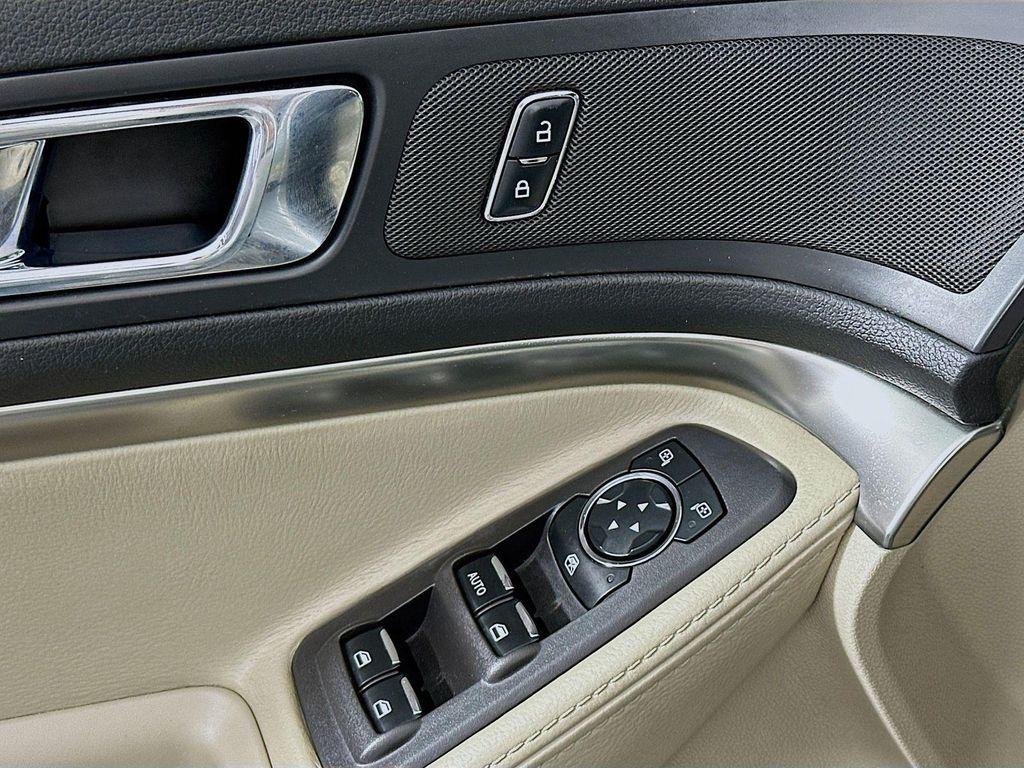 used 2015 Ford Explorer car, priced at $9,924