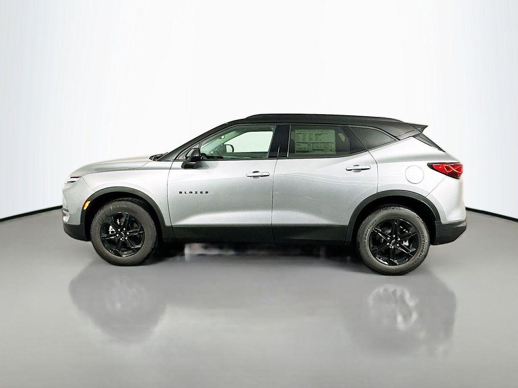 new 2025 Chevrolet Blazer car, priced at $36,370