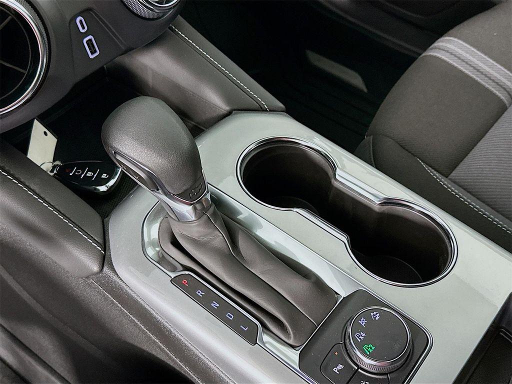 new 2025 Chevrolet Blazer car, priced at $35,918