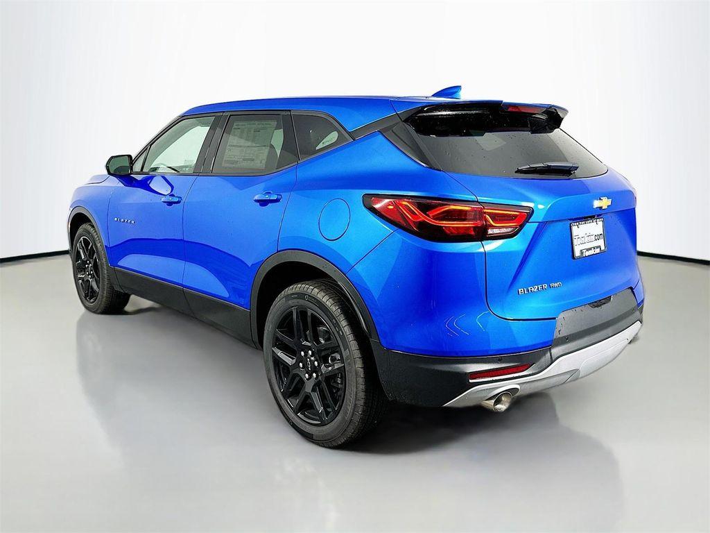 new 2025 Chevrolet Blazer car, priced at $35,918