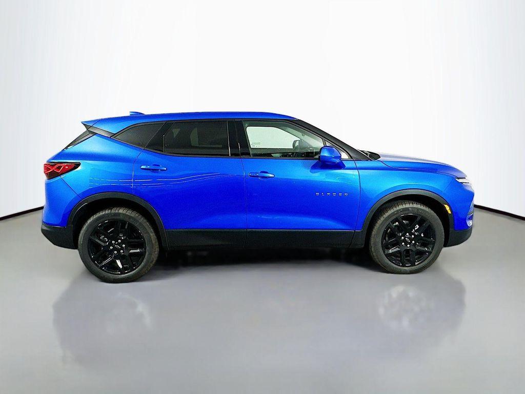 new 2025 Chevrolet Blazer car, priced at $35,719