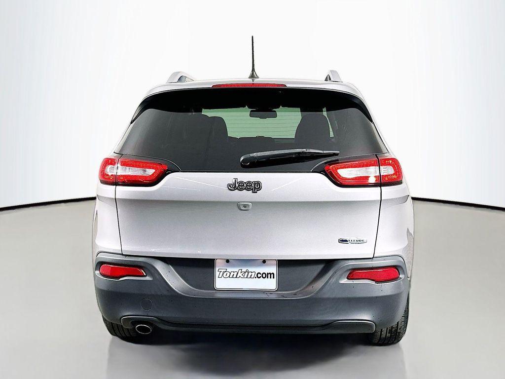 used 2018 Jeep Cherokee car, priced at $14,383