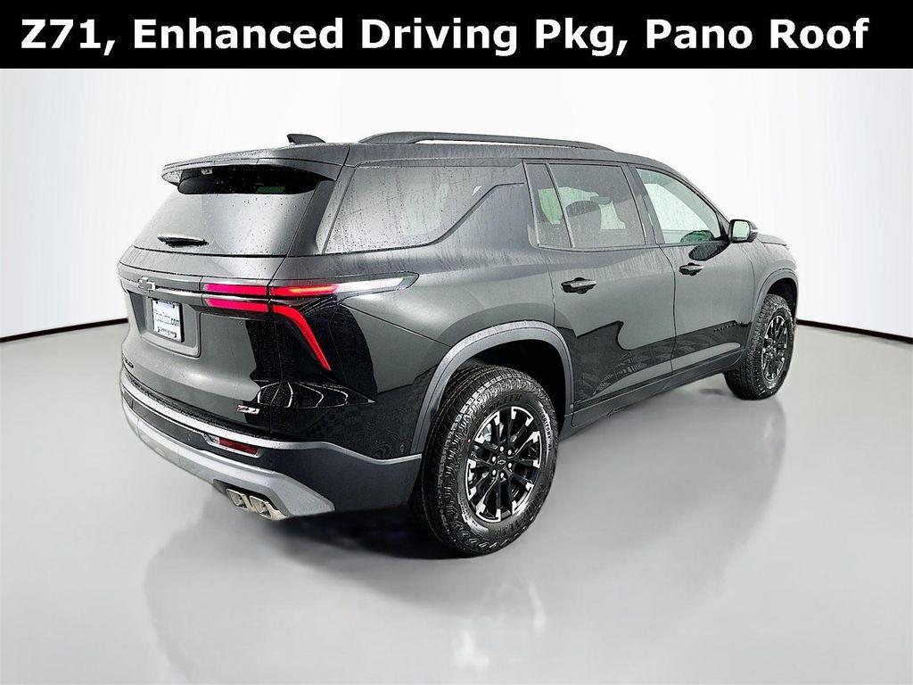 new 2026 Chevrolet Traverse car, priced at $53,717