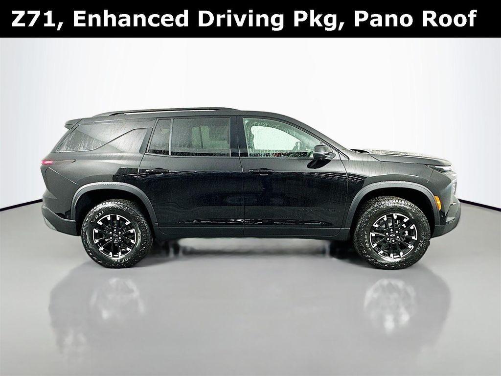 new 2026 Chevrolet Traverse car, priced at $53,717
