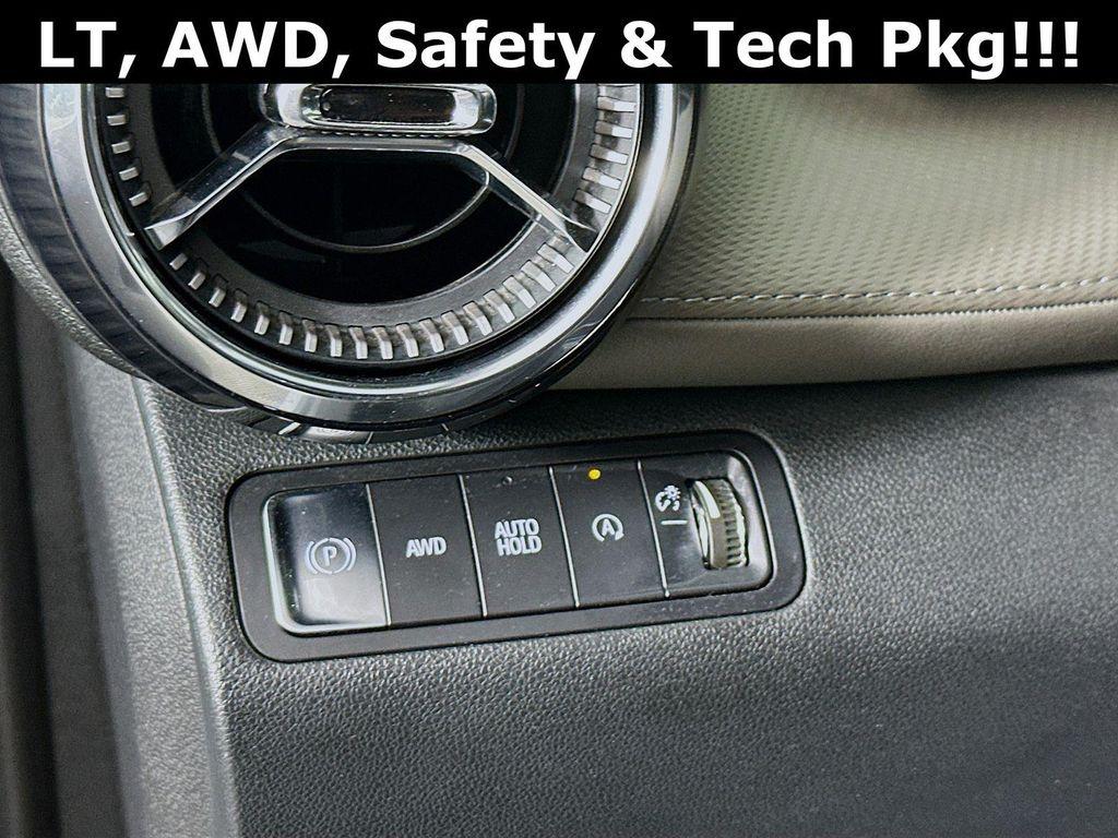 used 2025 Chevrolet Equinox car, priced at $22,230