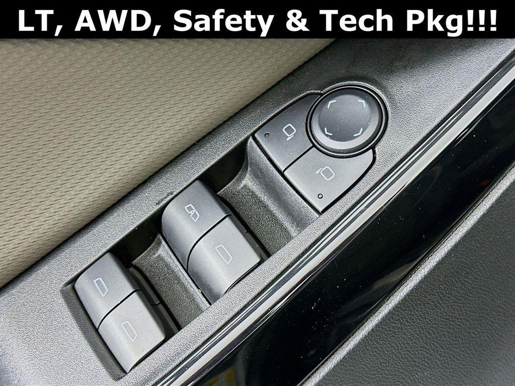 used 2025 Chevrolet Equinox car, priced at $22,230