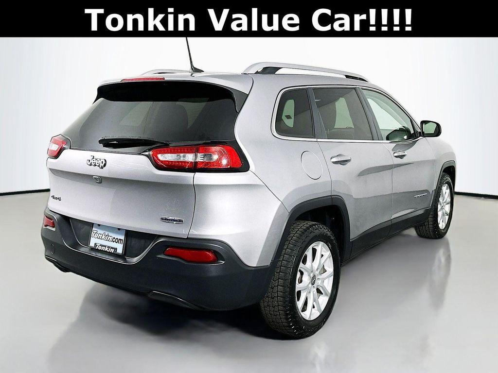 used 2018 Jeep Cherokee car, priced at $8,809