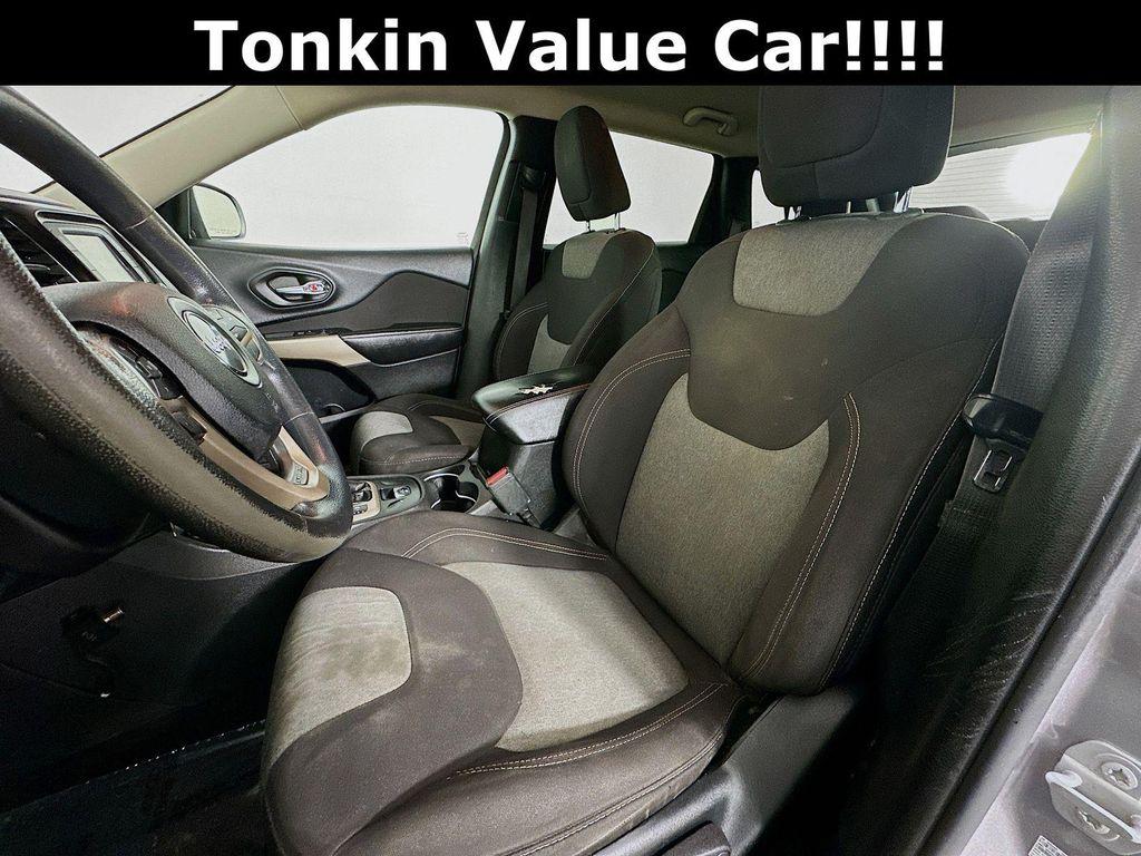 used 2018 Jeep Cherokee car, priced at $8,809