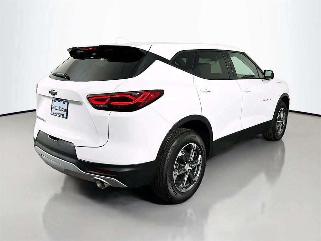 new 2025 Chevrolet Blazer car, priced at $35,838