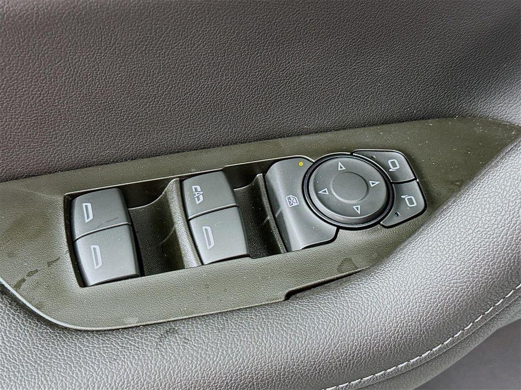 new 2025 Chevrolet Blazer car, priced at $35,838