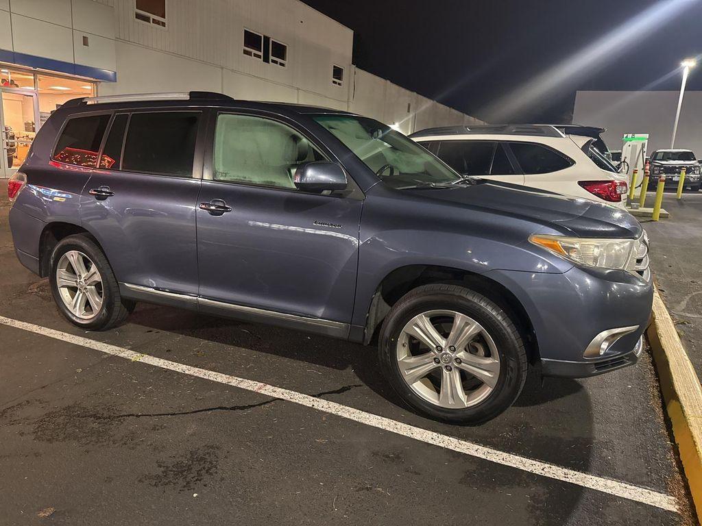 used 2012 Toyota Highlander car, priced at $10,998