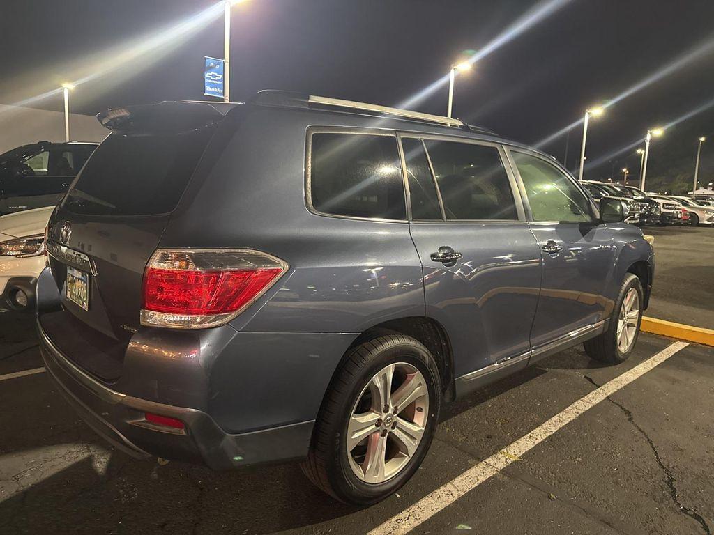 used 2012 Toyota Highlander car, priced at $10,998