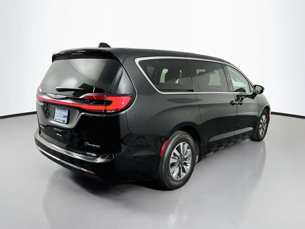 used 2023 Chrysler Pacifica Hybrid car, priced at $21,634