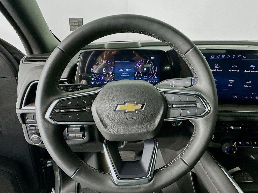 new 2025 Chevrolet Suburban car, priced at $64,288