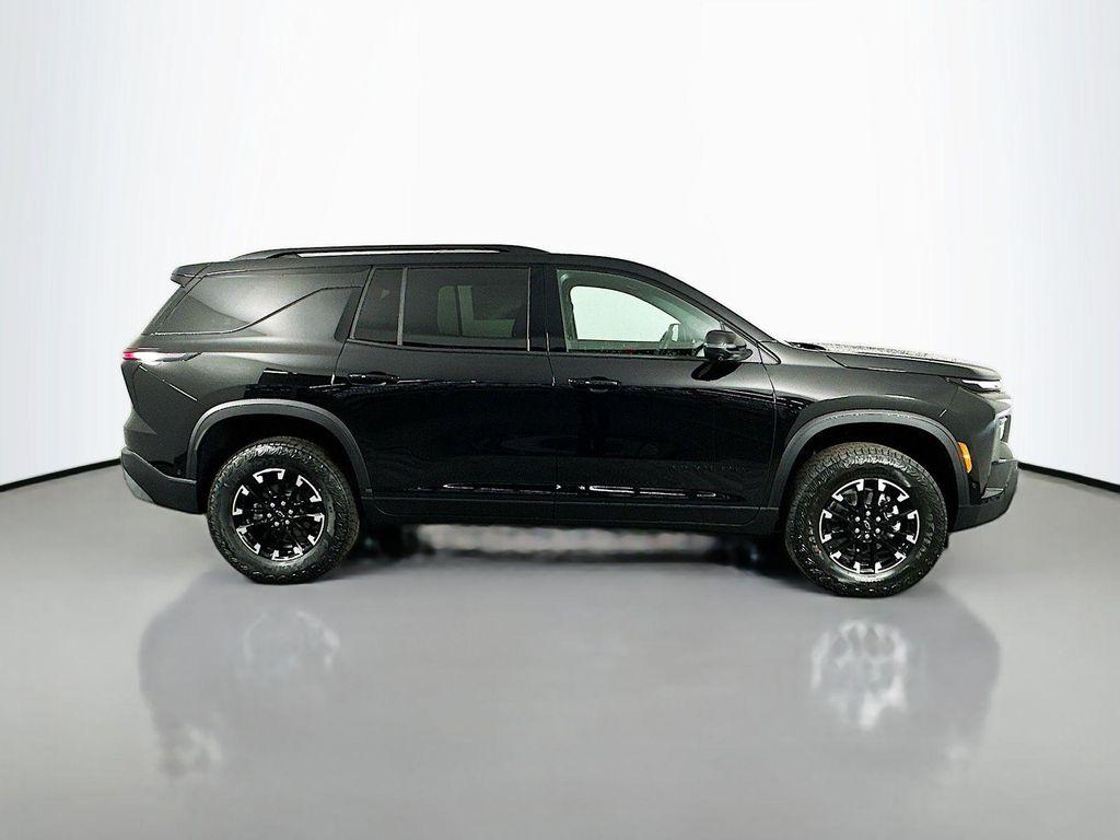 new 2026 Chevrolet Traverse car, priced at $52,922
