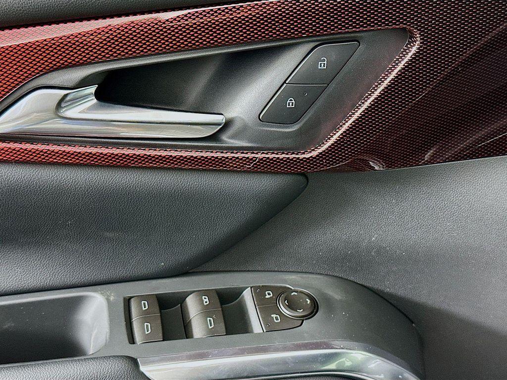 new 2026 Chevrolet Traverse car, priced at $52,922