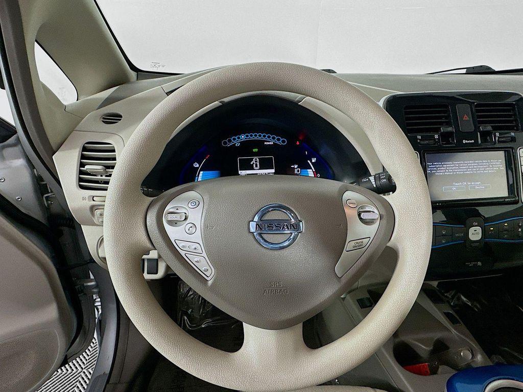 used 2011 Nissan Leaf car, priced at $5,867