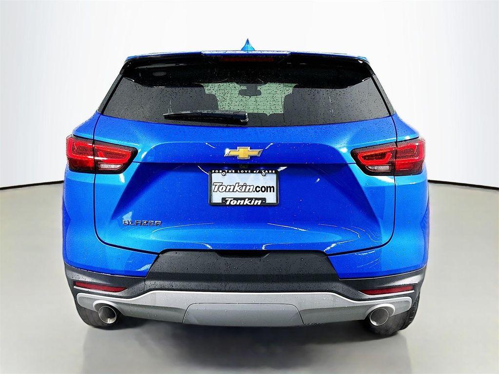 new 2025 Chevrolet Blazer car, priced at $31,446