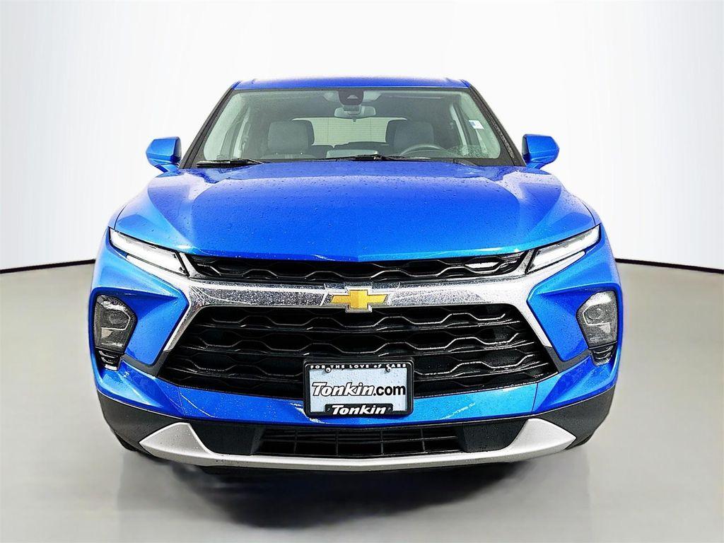new 2025 Chevrolet Blazer car, priced at $31,446