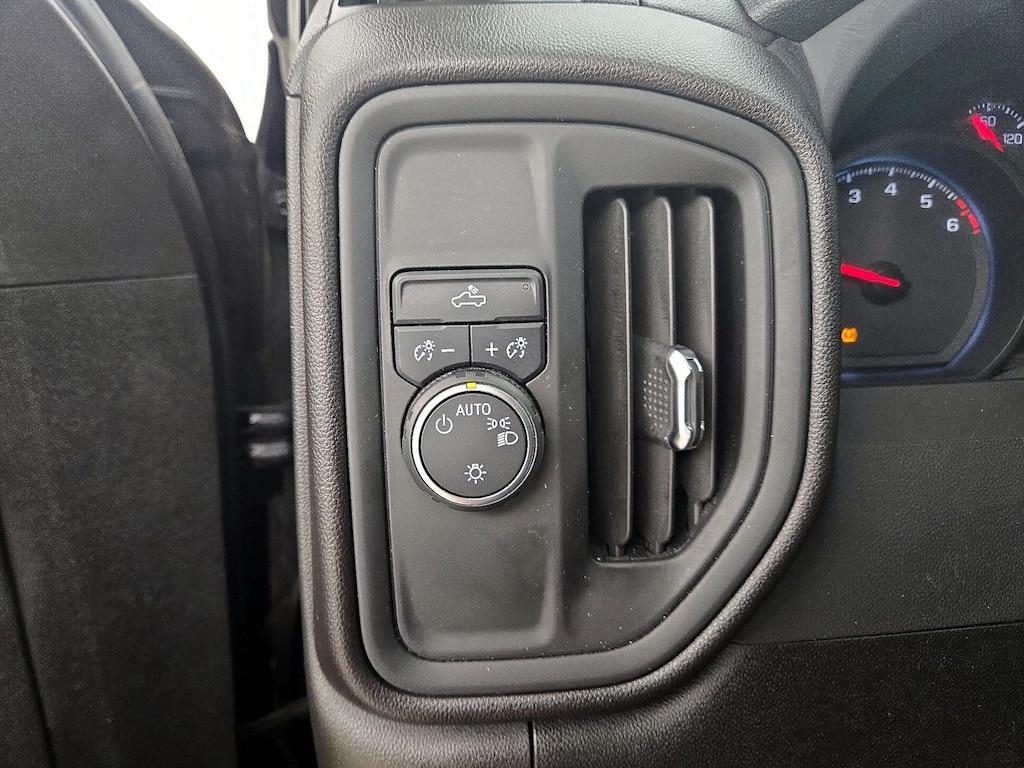 used 2022 Chevrolet Silverado 1500 car, priced at $32,998