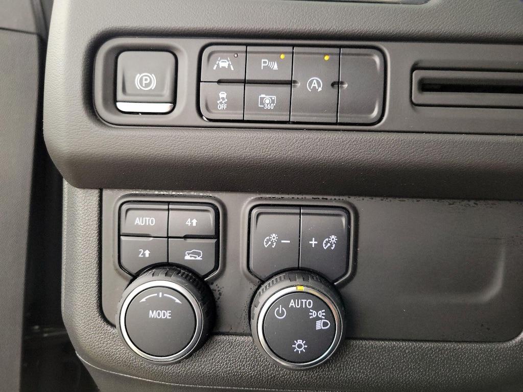 used 2024 Chevrolet Suburban car, priced at $67,998