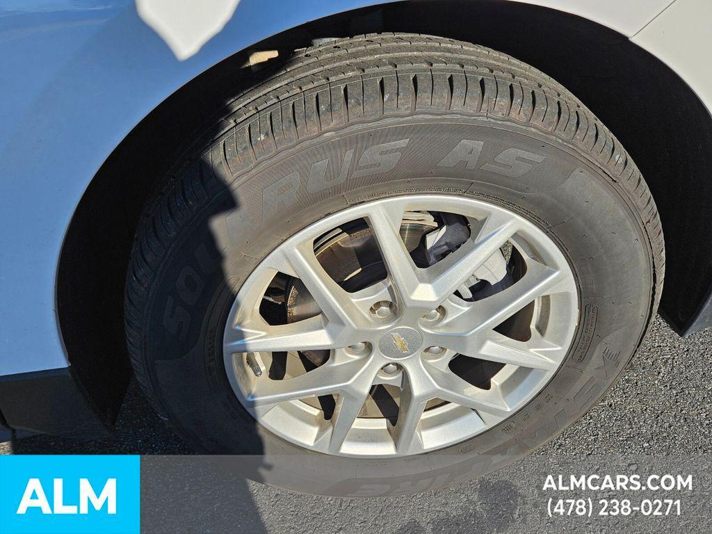 used 2024 Chevrolet Equinox car, priced at $19,420