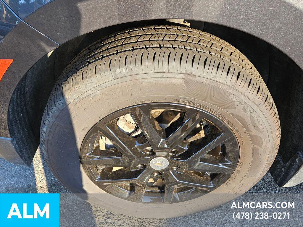 used 2023 Chevrolet Equinox car, priced at $18,991