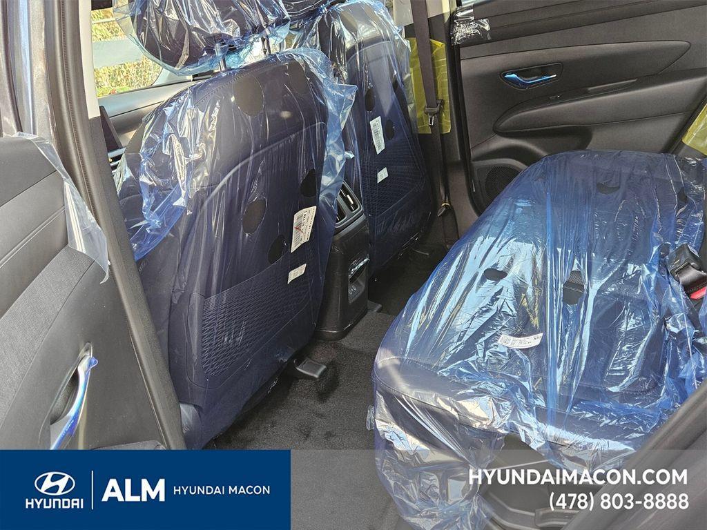 new 2025 Hyundai TUCSON Hybrid car, priced at $31,996