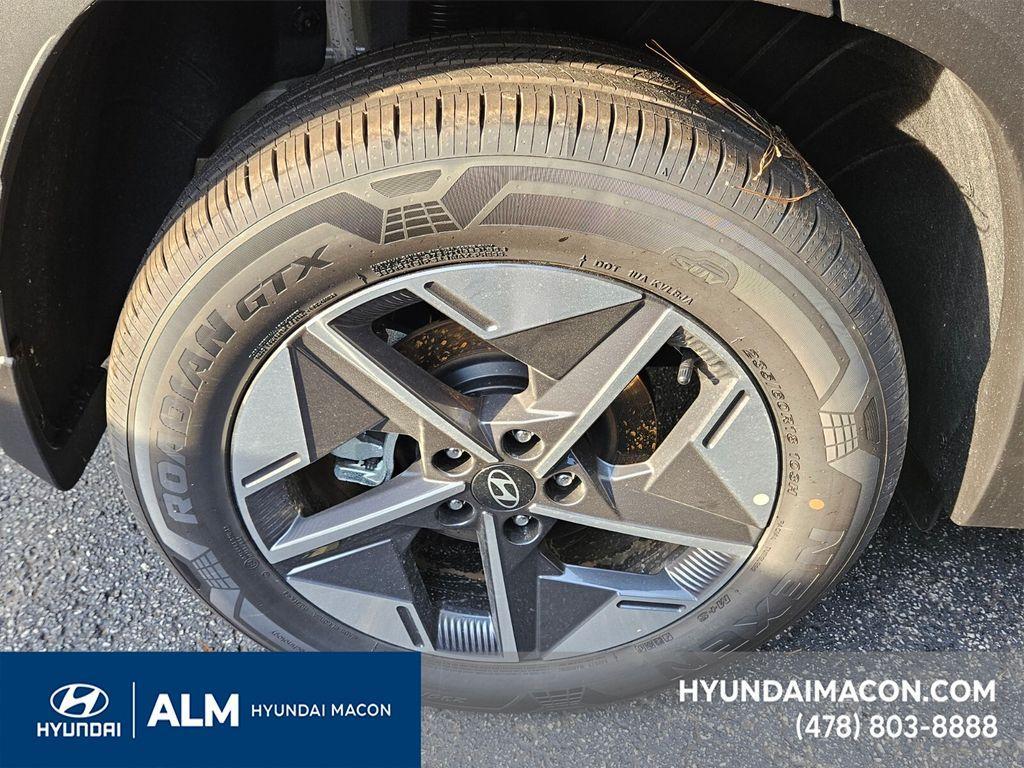 new 2025 Hyundai TUCSON Hybrid car, priced at $31,996