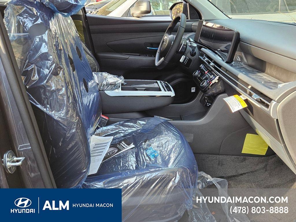 new 2025 Hyundai TUCSON Hybrid car, priced at $31,996