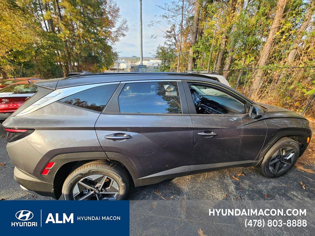 new 2025 Hyundai TUCSON Hybrid car, priced at $31,996