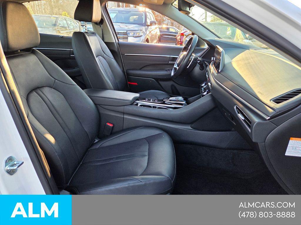 used 2022 Hyundai Sonata Hybrid car, priced at $22,704
