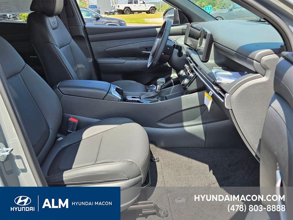 new 2025 Hyundai Tucson car, priced at $27,995