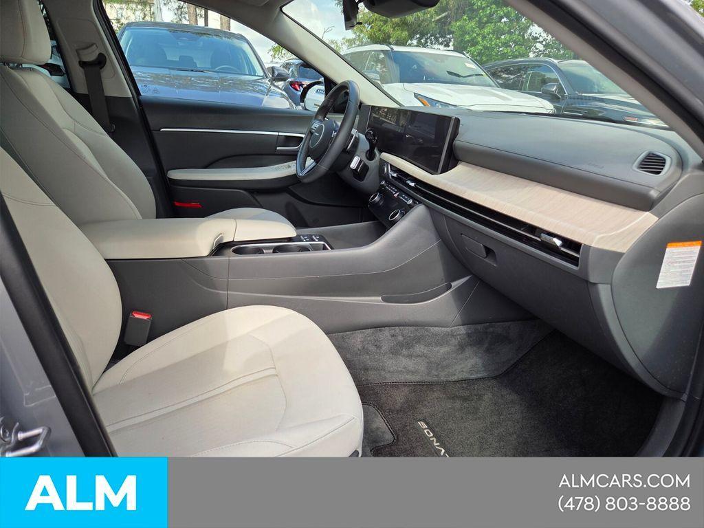used 2024 Hyundai Sonata Hybrid car, priced at $23,204