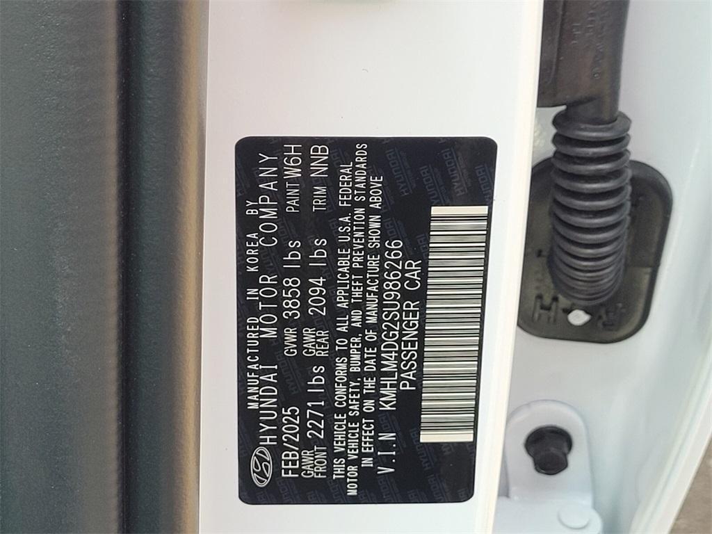 new 2025 Hyundai Elantra car, priced at $22,391