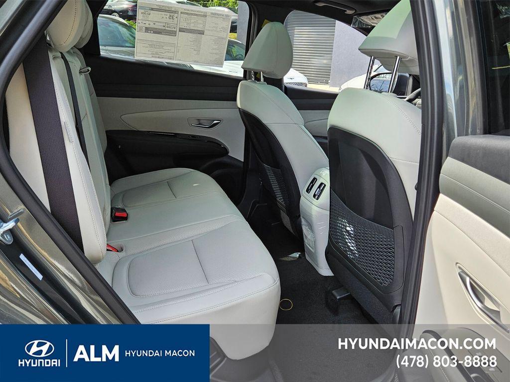new 2025 Hyundai TUCSON Hybrid car, priced at $37,873