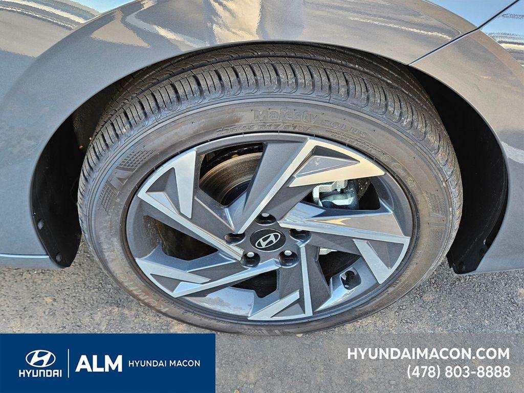 new 2025 Hyundai Elantra car, priced at $23,733