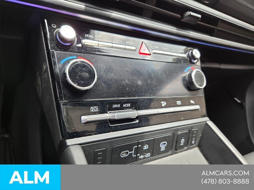 used 2025 Hyundai SANTA FE HEV car, priced at $40,204