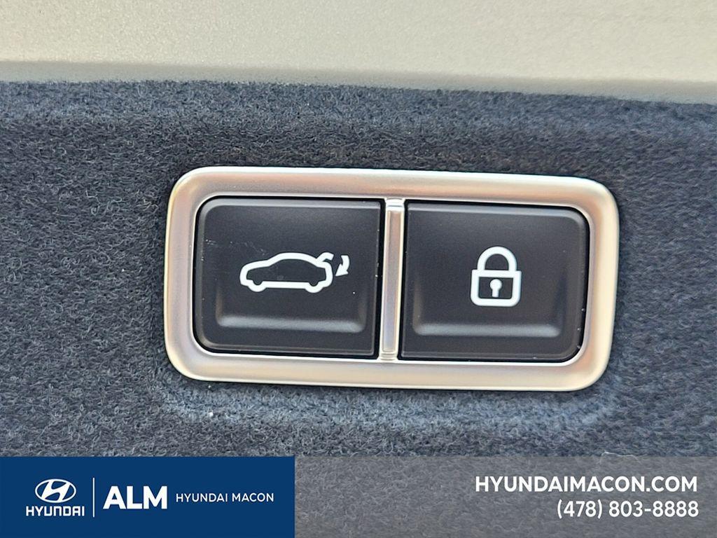 new 2025 Hyundai Sonata Hybrid car, priced at $33,245