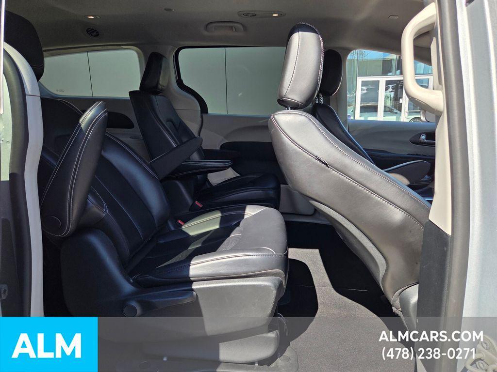 used 2023 Chrysler Pacifica Hybrid car, priced at $22,720