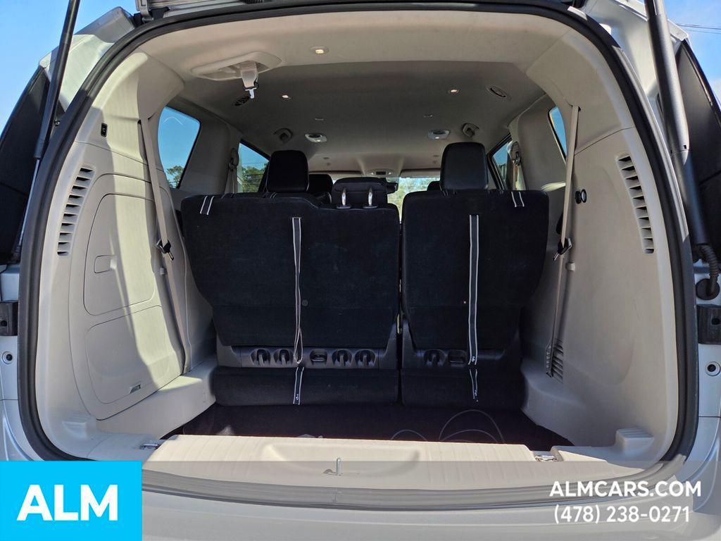 used 2023 Chrysler Pacifica Hybrid car, priced at $22,720