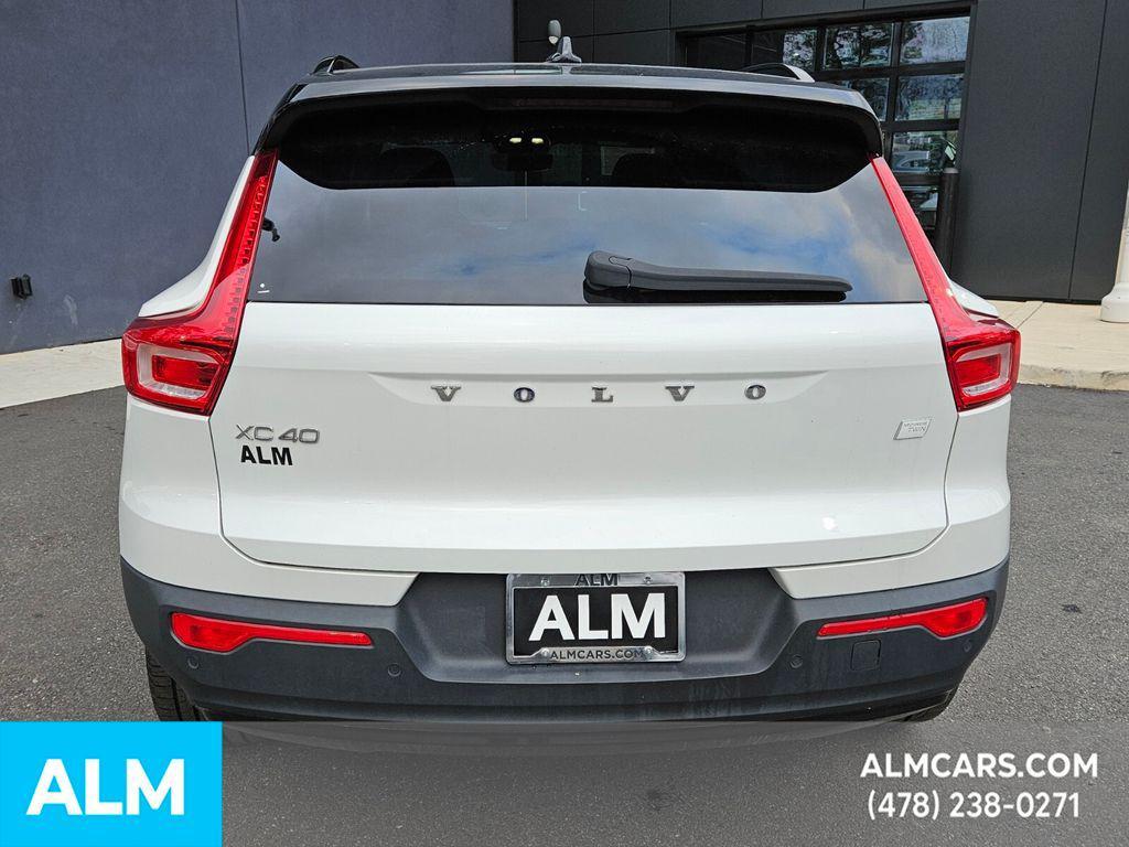 used 2022 Volvo XC40 Recharge Pure Electric car, priced at $21,420
