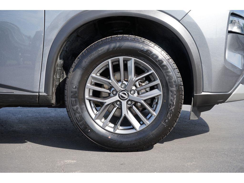 used 2023 Nissan Rogue car, priced at $19,999