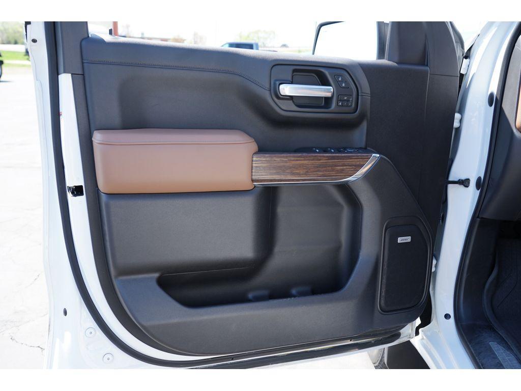 used 2021 Chevrolet Silverado 1500 car, priced at $42,999