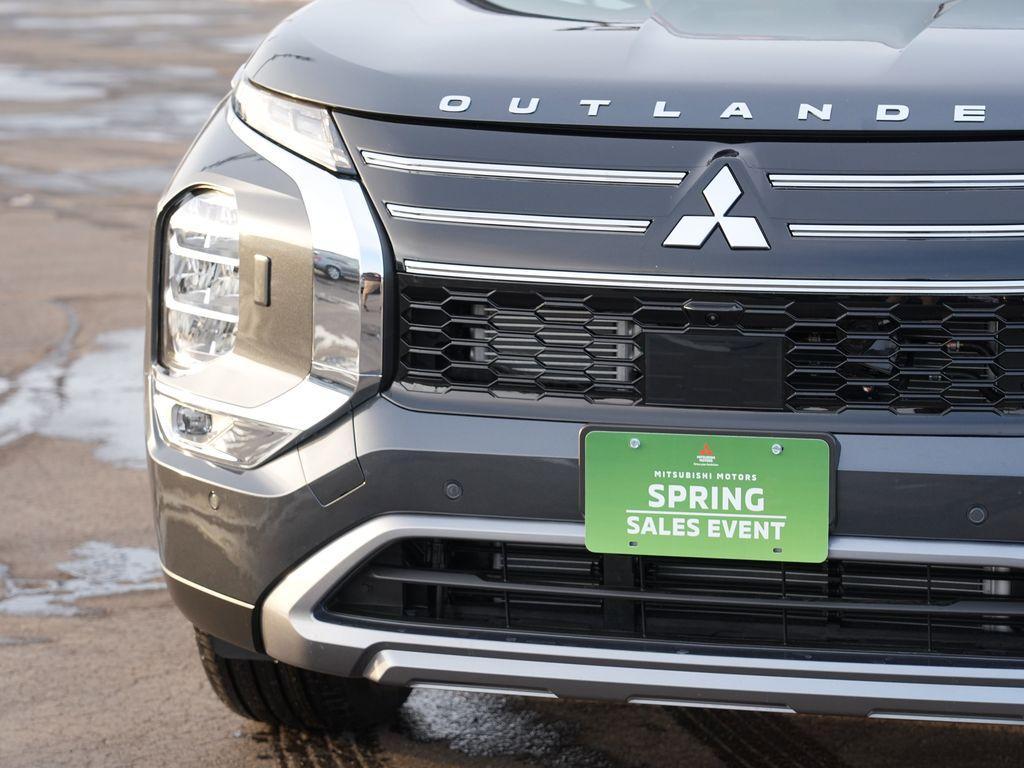 new 2026 Mitsubishi Outlander car, priced at $36,154