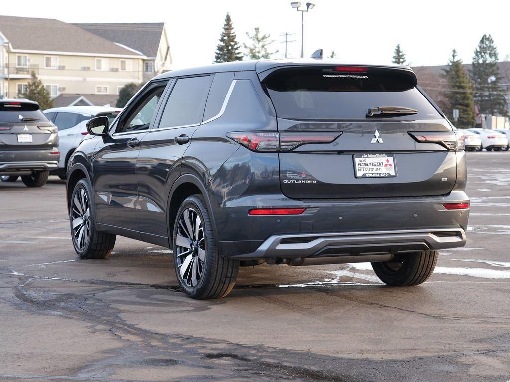 new 2026 Mitsubishi Outlander car, priced at $36,154