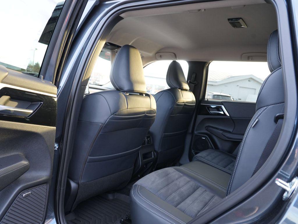 new 2026 Mitsubishi Outlander car, priced at $36,154